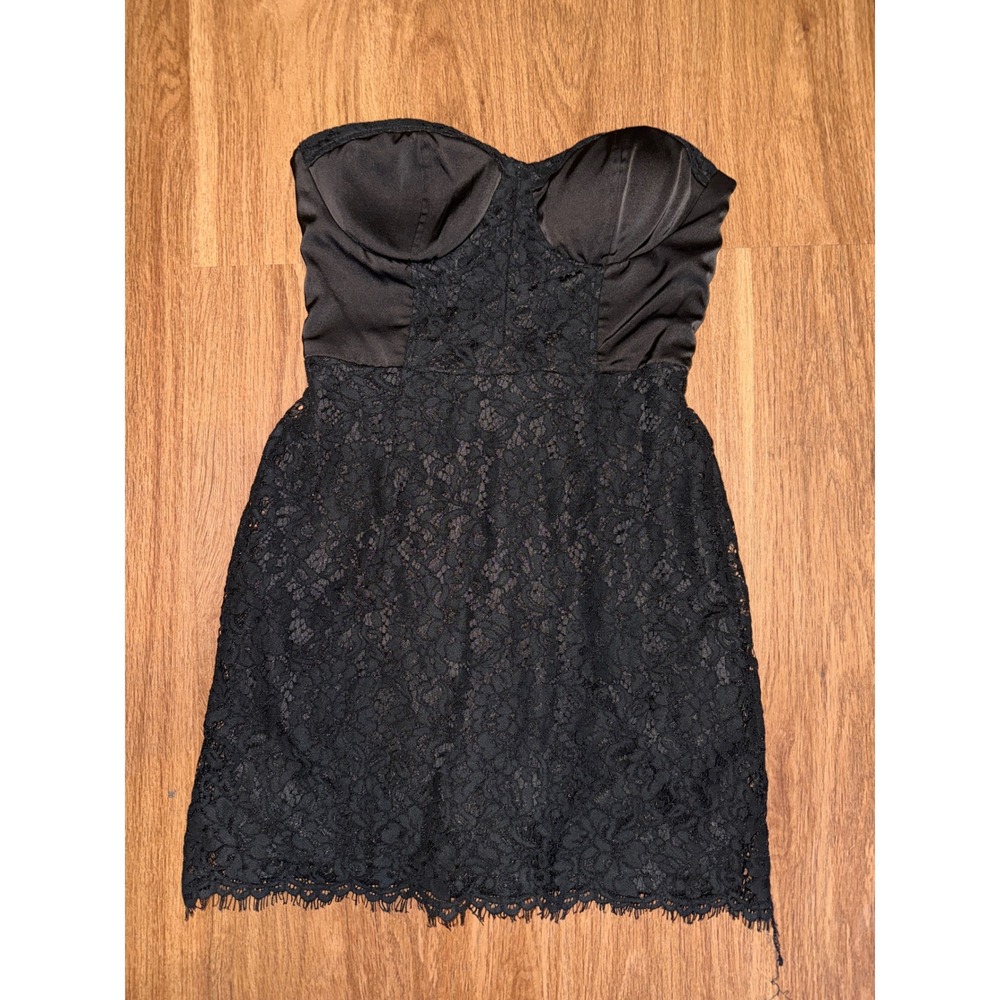 Fate Womens Black Lace Strapless Mini Dress Sweetheart Eyelash Hem Size M